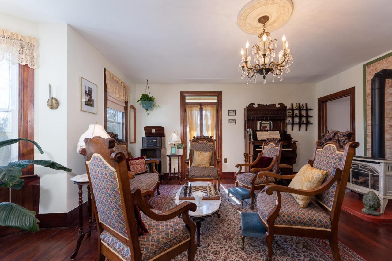 Saratoga Farmstead B&B Saratoga Springs Bagian luar foto