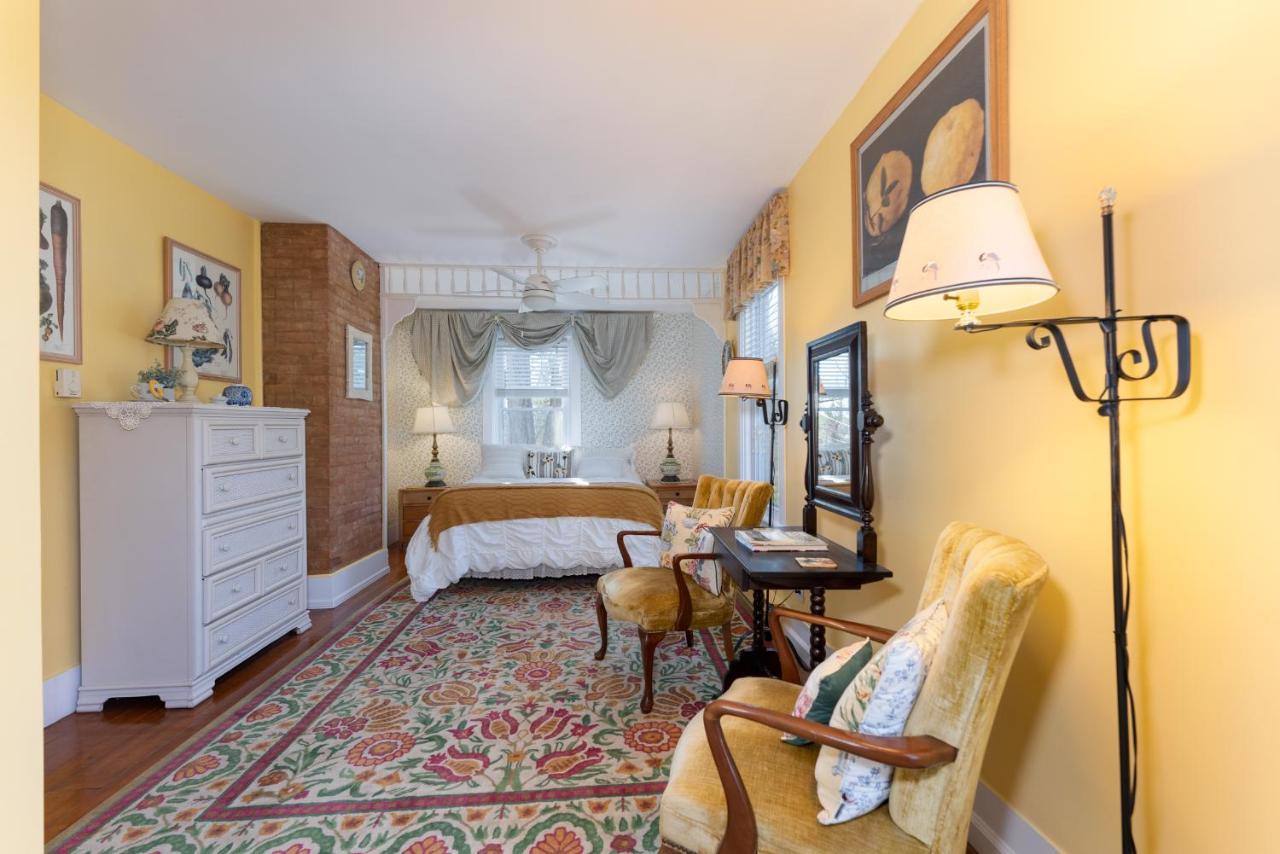 Saratoga Farmstead B&B Saratoga Springs Bagian luar foto