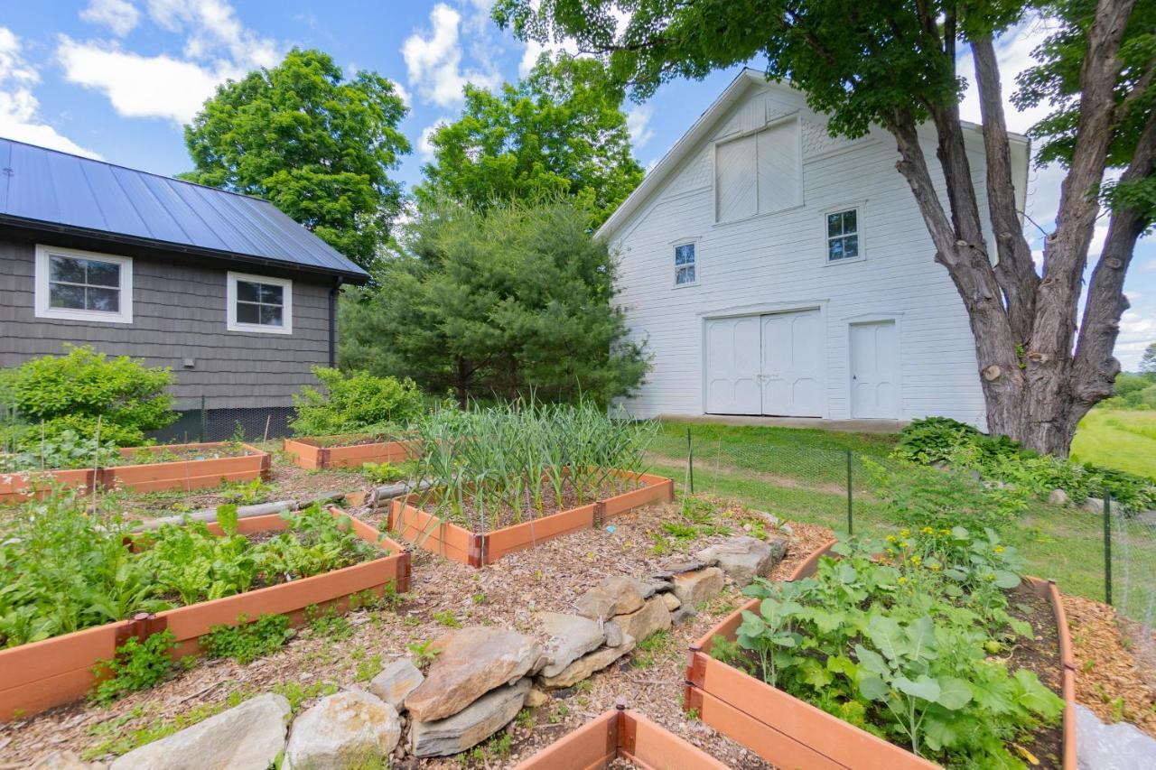 Saratoga Farmstead B&B Saratoga Springs Bagian luar foto