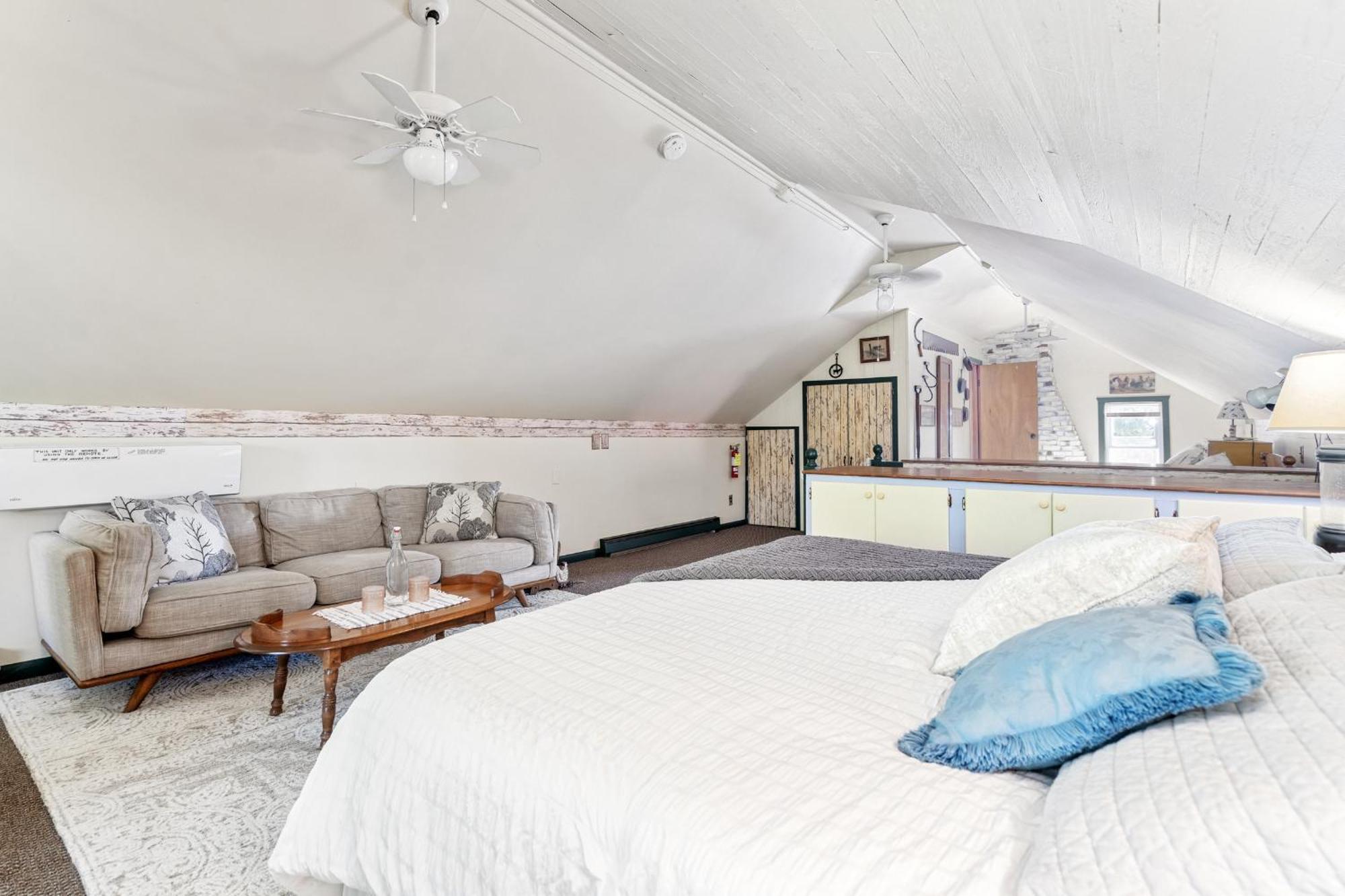 Saratoga Farmstead B&B Saratoga Springs Bagian luar foto