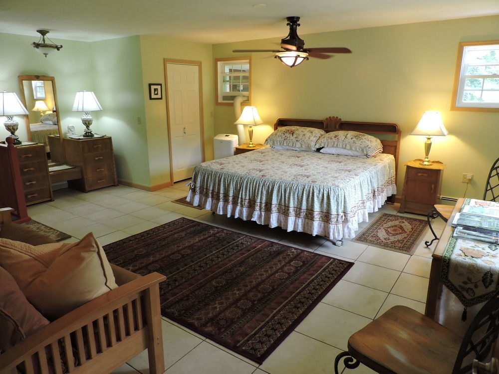 Saratoga Farmstead B&B Saratoga Springs Bagian luar foto